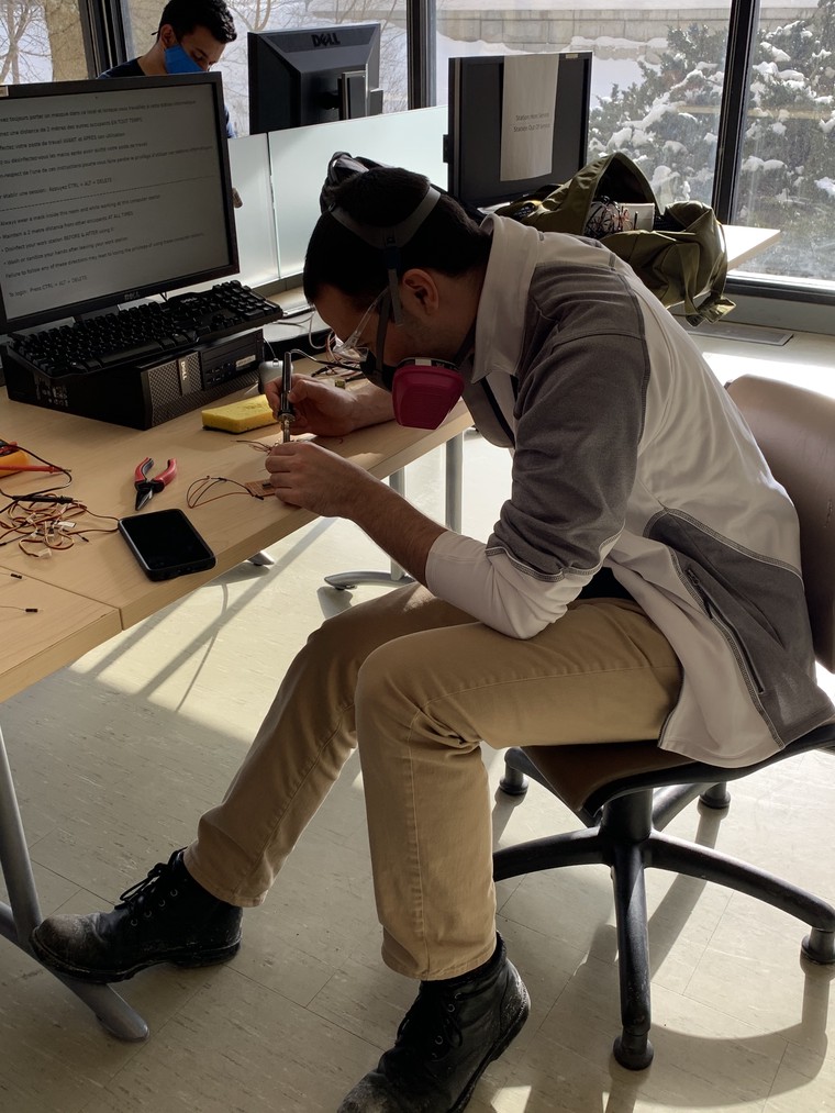 February 2022 – Soldering in uOttawa’s CBY computer lab