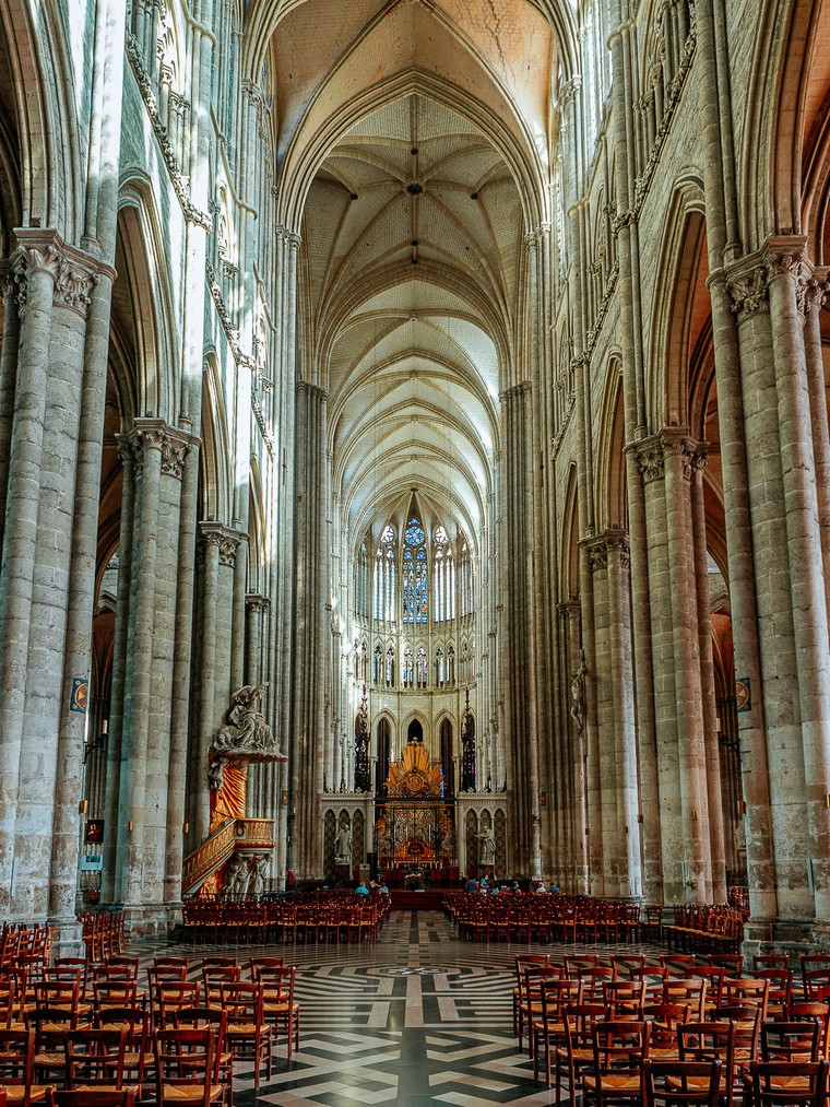 Amiens Cathedral - Image: This travel blog 